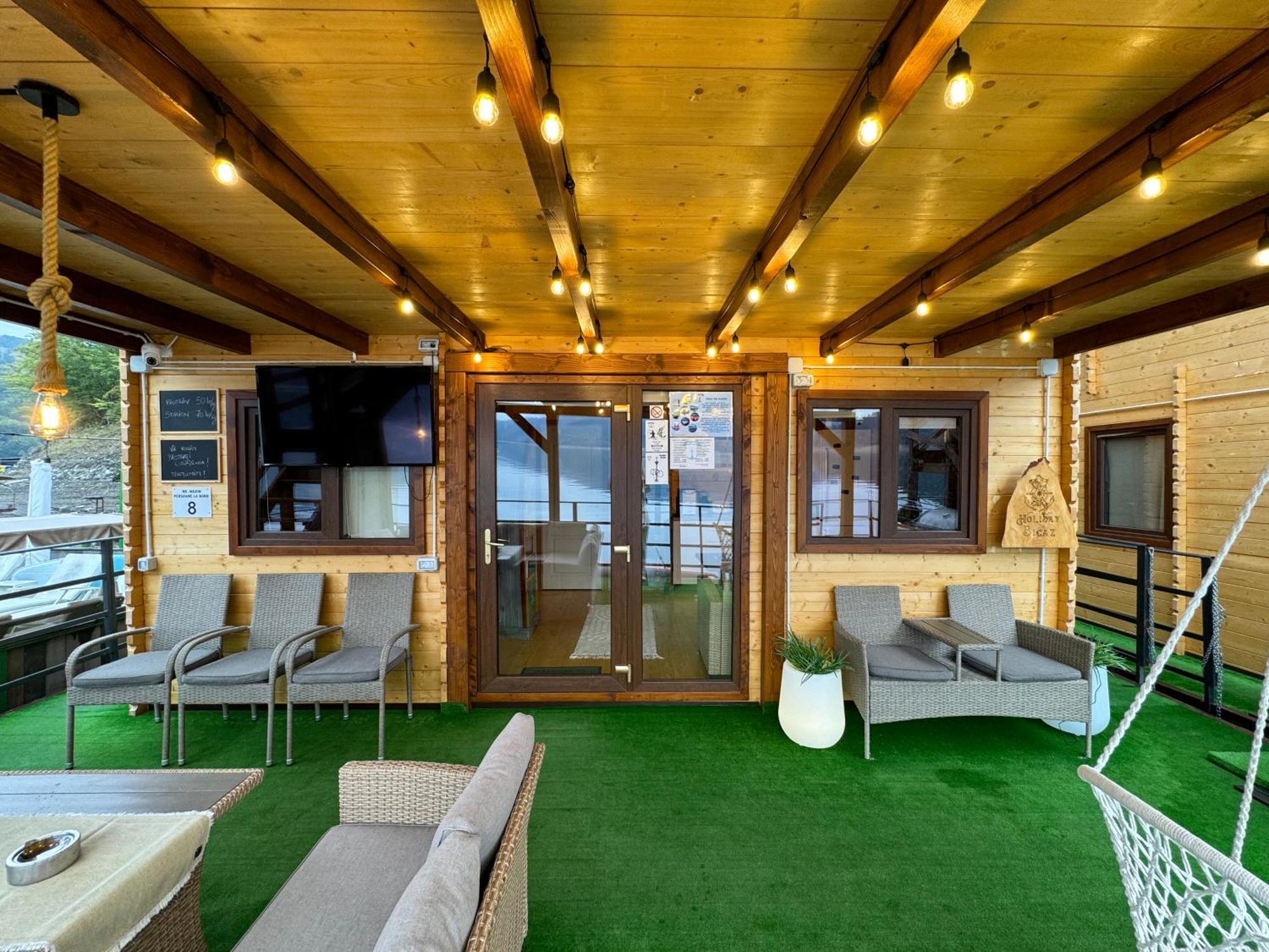 Holiday Bicaz Bungalows On The Lake Exterior foto